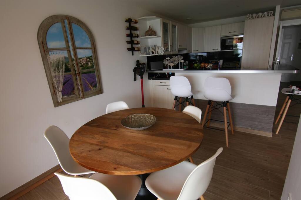 Ajaccio Maison Bord De Mer Dans Residence Avec Piscine מראה חיצוני תמונה