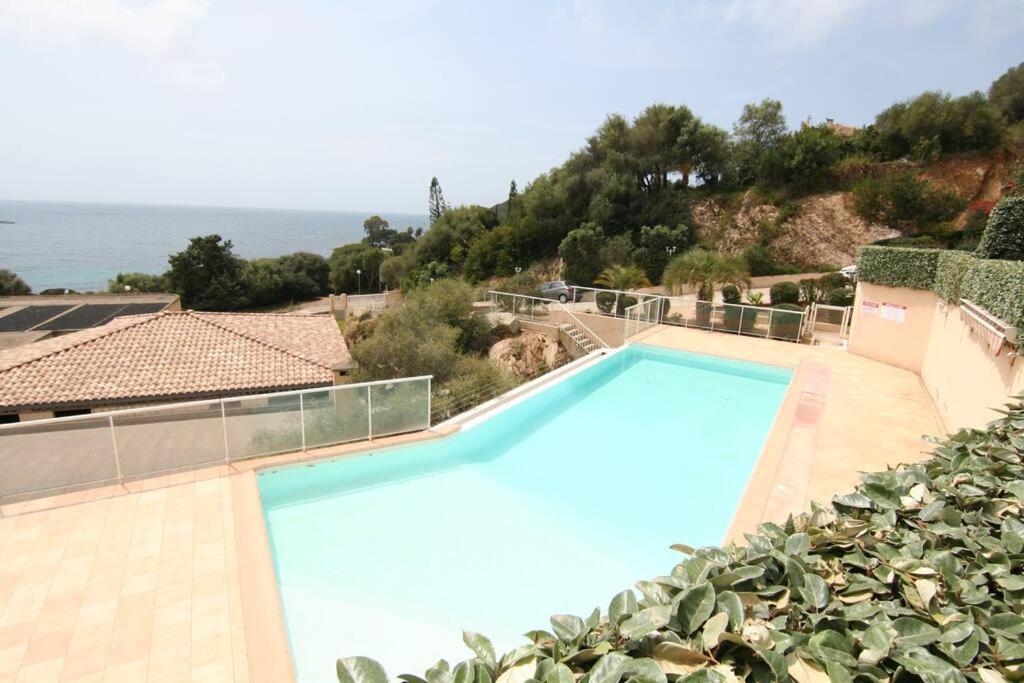 Ajaccio Maison Bord De Mer Dans Residence Avec Piscine מראה חיצוני תמונה